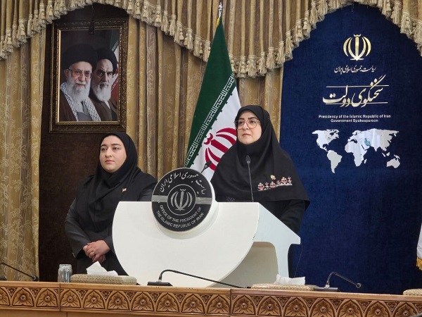 سخنگوی دولت: نرخ بنزین سهمیه‌ای تغییر ندارد/ تدبیر برای سهمیه سوم