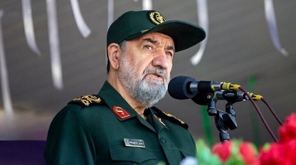 محسن رضایی با حکم رئیس جمهور، دبیر شورای عالی امنیت ملی شد