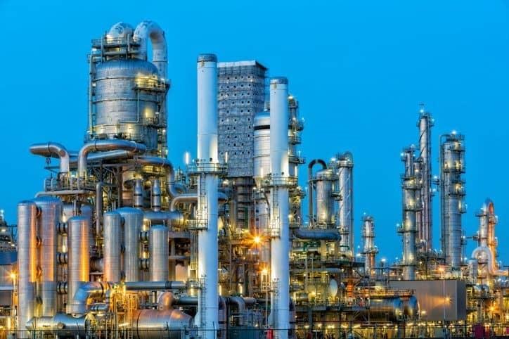 ساختار سیاست‌گذاری و تنظیم‌گری صنعت پتروشیمی باید بازآرایی شود