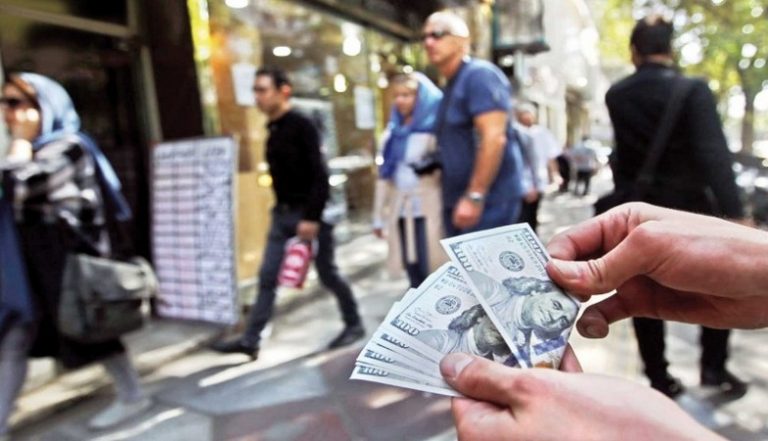 دو سناریو درباره چشم‌انداز آینده بورس و نرخ دلار + پیش بینی تورم ۷۰ درصدی