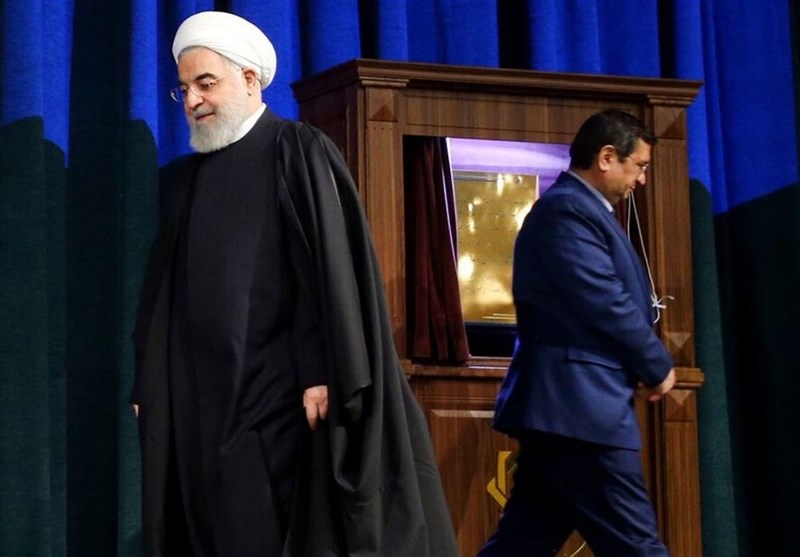 خیمه‌شب‌بازی همتی با سوژه برکناری برای فرار از کارنامه افتضاح روحانی