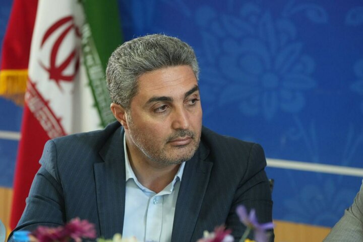 ممکان: تغییر مبنای حقوق بازنشستگی بدون اقناع جامعه پذیرفتنی نیست