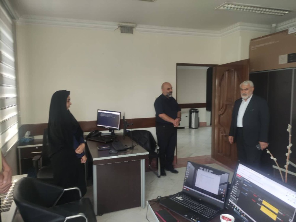 بازديد مدیرعامل موسسه اعتباری ملل از شعب مشهد و دیدار با همکاران فناوری اطلاعات