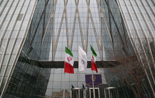 چالش‌های بازار سرمایه در ۱۴۰۱ روی میز مشورت