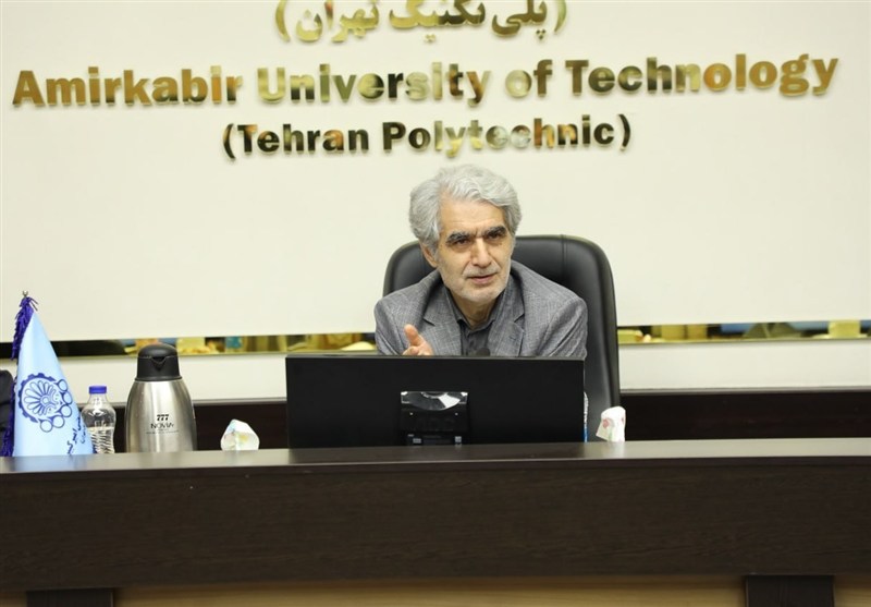 دانشگاه‌ها درباره چرایی کاهش ازدواج و فرزندآوری پژوهش کنند