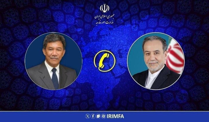 گفتگوی تلفنی وزرای امور خارجه ایران و مالزی