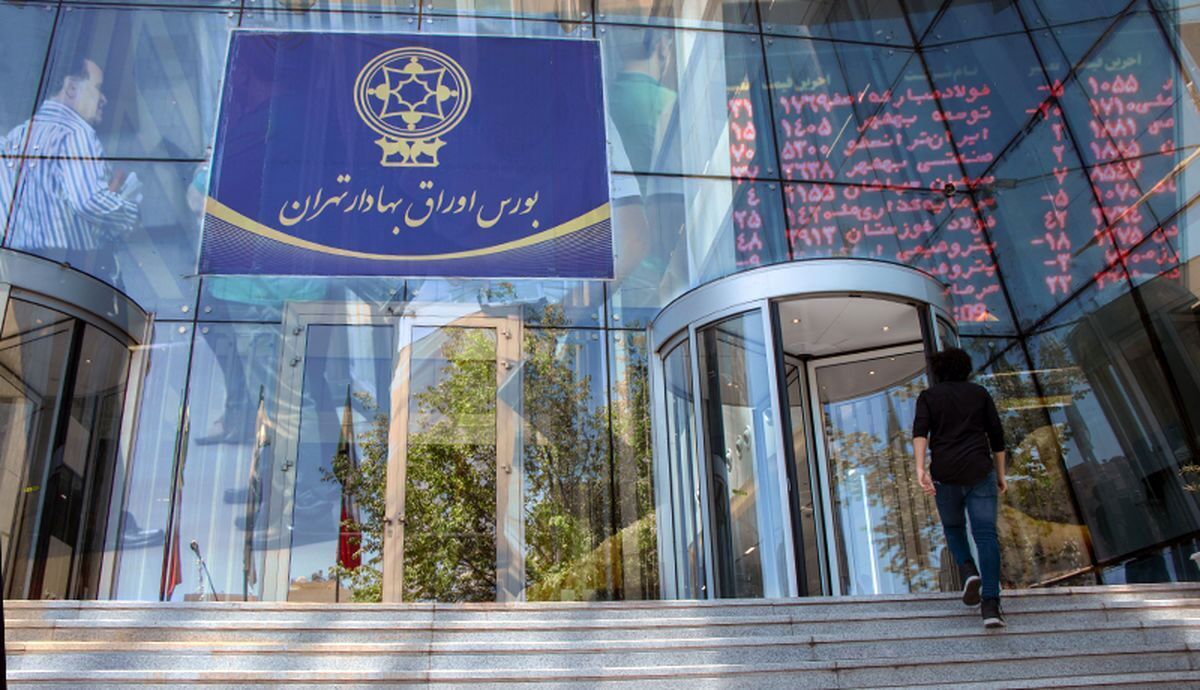 ابهام سیاسی و نبود نقدینگی؛ دو مانع اصلی بازگشایی بورس
