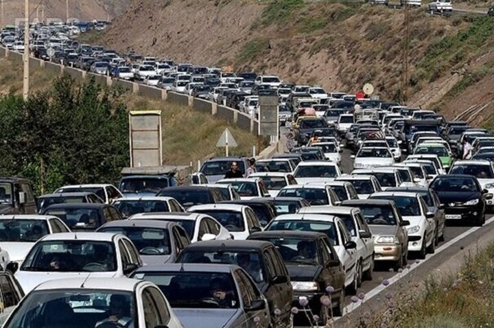 آخرین وضعیت محورهای شمالی؛ ترافیک سنگین در جاده چالوس و هراز