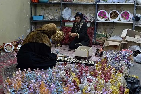 پرداخت بیش از ۲۳ هزار فقره وام اشتغالزایی توسط بانک ملی ایران/ ۳۵ هزار میلیارد ریال تسهیلات خوداشتغالی در مسیر رونق بازار کار