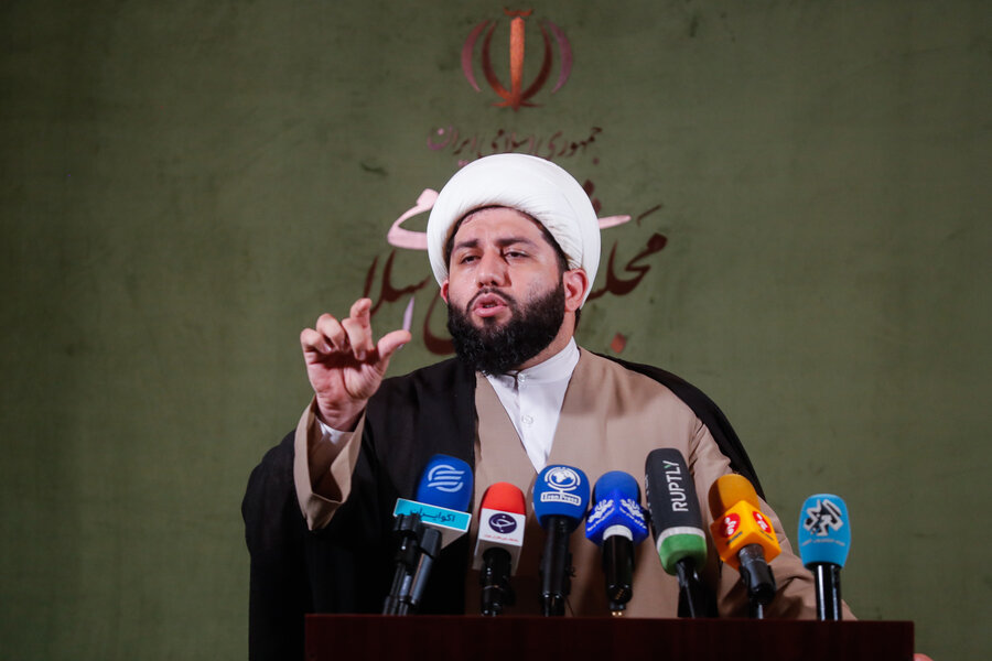 بازنده قیمت‌گذاری دستوری مردم و برنده، عده‌ای خاص هستند/پرونده فساد در فروش کالاها با دلار ارزان‌تر، همچنان باز است