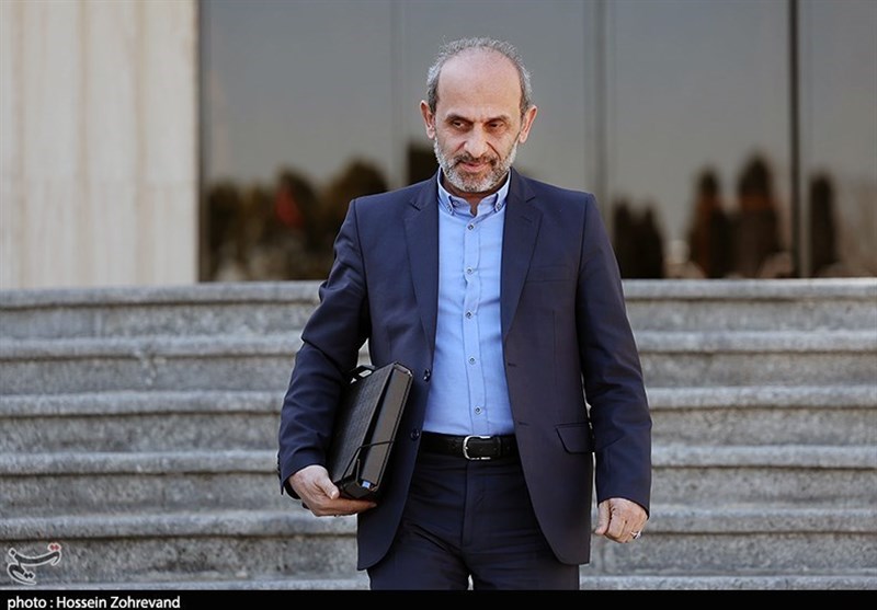 جبلی: آواربرداری ساختمان شیشه‌ای آغاز شده است