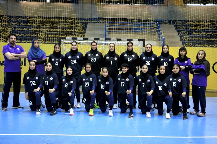 برتری دختران هندبال ایران در اولین گام آسیا