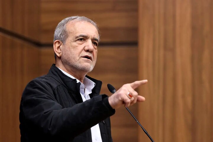 پزشکیان: راه شهیدان خطیب، لاریجانی و نصیرزاده محکم‌تر ادامه خواهد داشت
