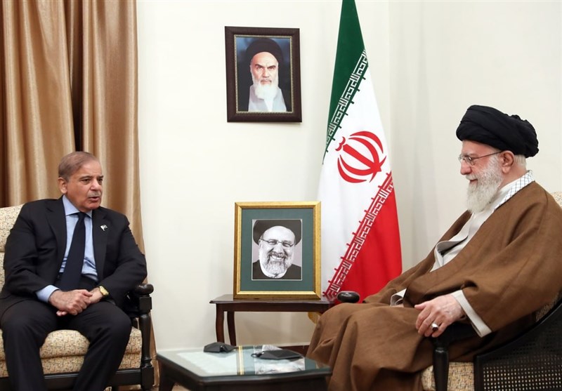 کدام مقامات خارجی برای عرض تسلیت با رهبر انقلاب دیدار کردند؟