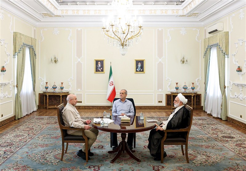  برگزاری جلسه سران قوا در نهاد ریاست جمهوری 