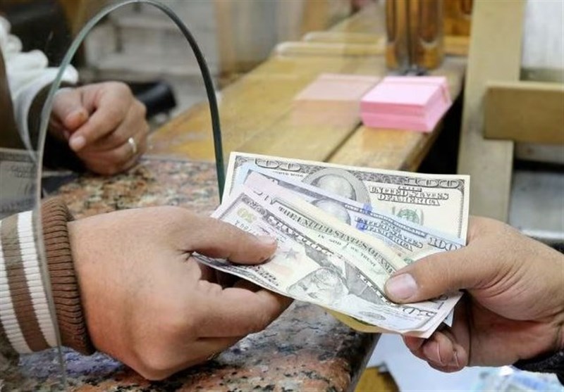  آغاز ریزش قیمت‌ها در بازار طلا و ارز/ دلار کاهشی شد 
