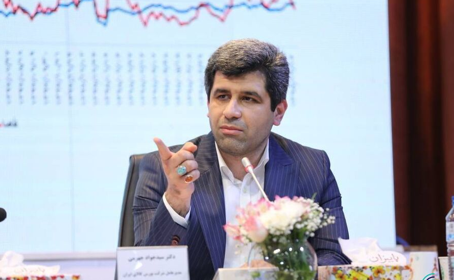  قیمت گذاری دستوری در تضاد با شعار سال است/ به دنبال راه اندازی اوراق سلف موازی استاندارد ارزی هستیم