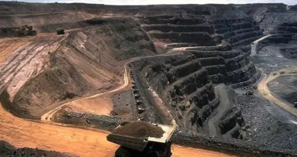  از تعطیلی دوماهه معدن خواف تا نابودی صنعت کشور 