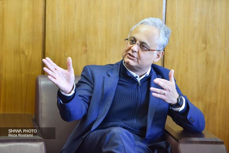 سیگنال‌های سیاسی - صنعتی