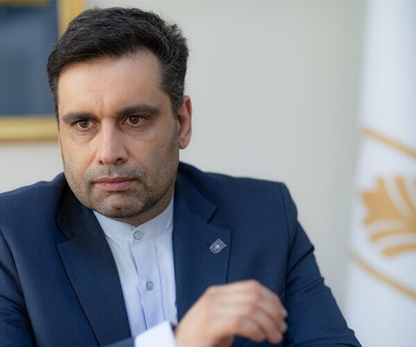 توسعه طرح‌های عمرانی _ تولیدی و ایجاد شغل با گسترش صندوق پروژها و شرکت پروژها
