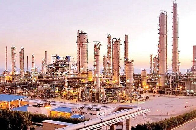 تأمین خوراک صنایع تکمیلی با بازیابی مجتمع‌های پتروشیمی و تسهیل واردات