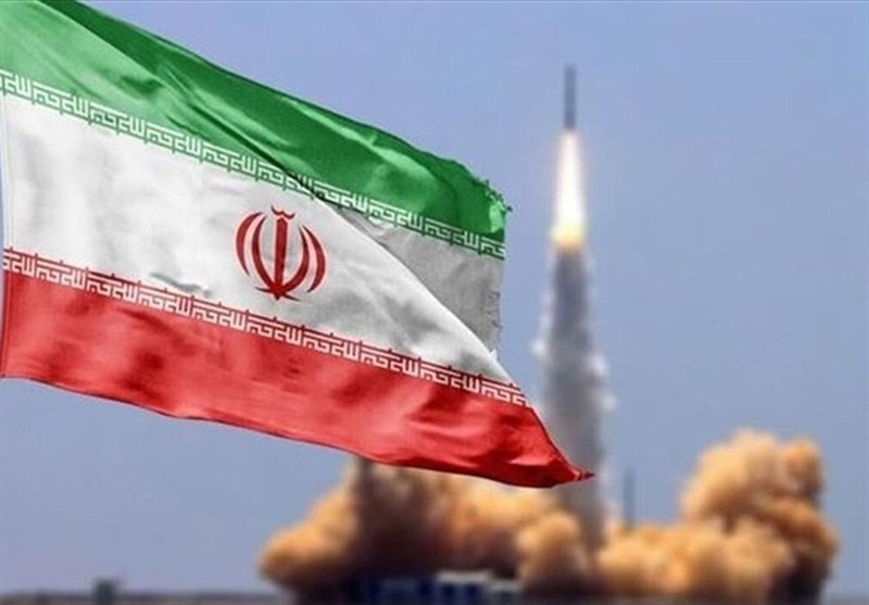 انهدام یک فروند پهپاد هرمس مسلح در آسمان تهران/ روز 25 ام جنگ