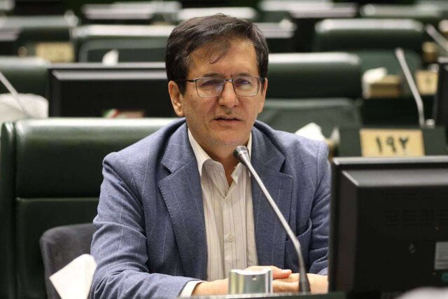 نایب رئیس کمیسیون قضایی: دستگاه اطلاعاتی مراقب «نفوذی‌ها» در پشت تریبون‌ها باشد