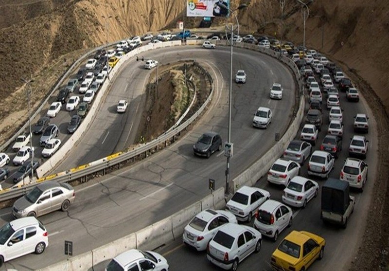 ترافیک سنگین در محورهای مواصلاتی شمال/ محدودیت تردد اجرا ‌نمی‌شود