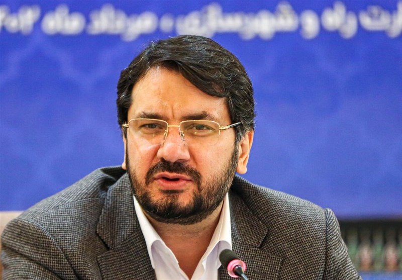 وزیر راه اخذ عوارض از بزرگراه‌ها و جاده‌های اصلی را تکذیب کرد