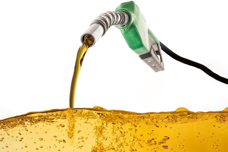 بنزین جبرانی آخر آبان‌ماه واریز می‌شود؟