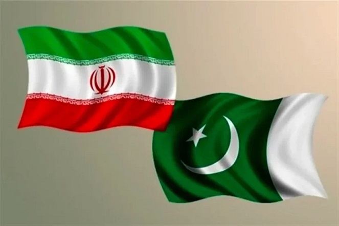 جلسه هیات مذاکره‌کننده ایران قبل از دیدار با نخست‌وزیر پاکستان