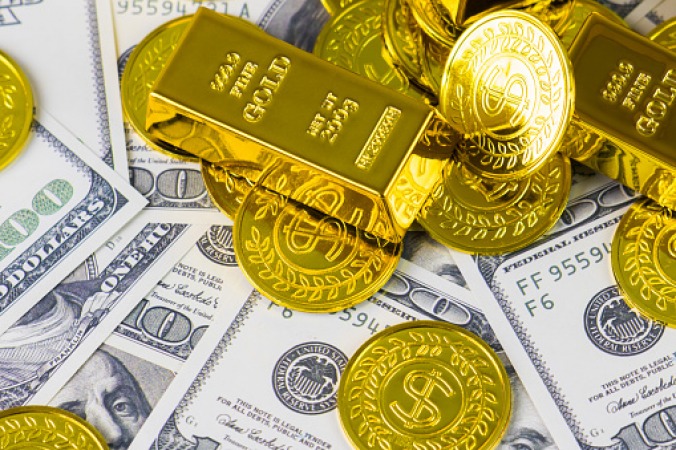 سقوط طلا؛ صعود دلار و کاهش قیمت در تمام فلزات گرانبها