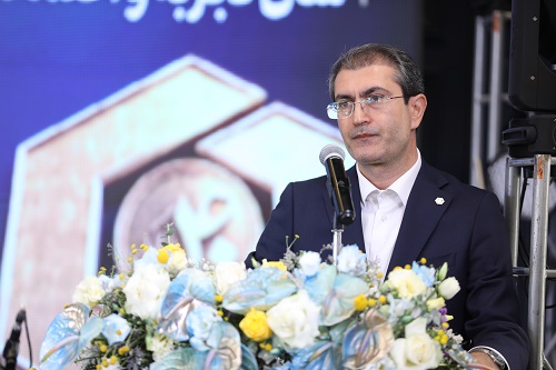  طی مراسمی با حضور مدیران عامل پیشین بانک سینا چهلمین سالگرد تاسیس این بانک گرامی داشته شد 