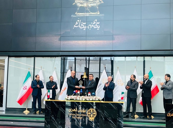 مدیرعامل سایپا از افزایش تولید تا ۱۸۰۰ دستگاه در روز و عرضه آریا خبر داد