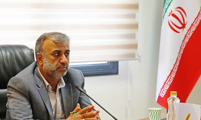 شرکت‌های صندوق ذخیره فرهنگیان بورسی می‌شوند واگذاری نخستین سهام بورسی به معلمان تا اردیبهشت ۱۴۰۲