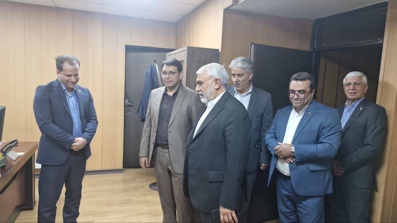  بازدید جوادی، مديرعامل موسسه اعتباري ملل، از واحدهای خدمت رسان صف و ستاد 