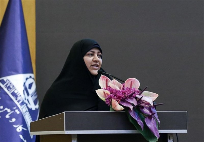  ۶۰ درصد کارگران چند شغله‌ هستند 