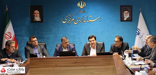  مدیرعامل بانك ملت به نمایندگی از وزیر اقتصاد، در سفر به استان مركزی با مسؤولان استانی و فعالان اقتصادی دیدار و گفت و گو كرد