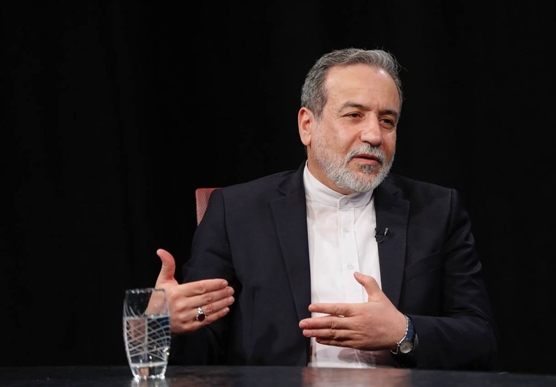 عراقچی: مواد هسته‌ای همچنان زیر آوار باقی مانده است