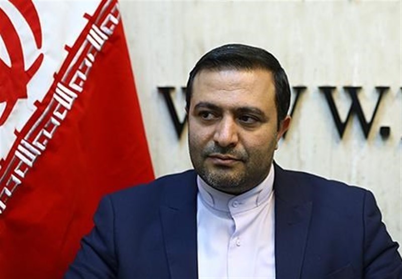  علیزاده: حمایت از دولت در شرایط فعلی بخشی از دفاع ملی است 