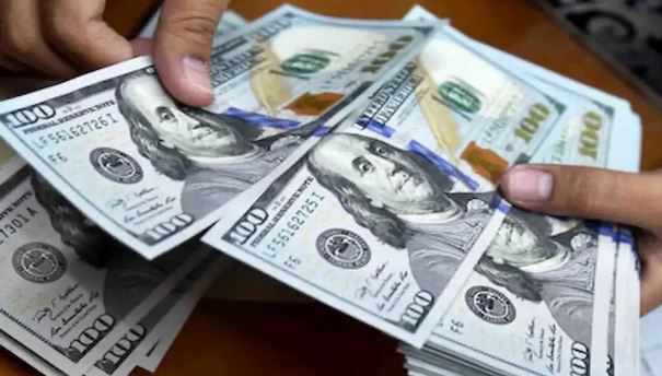 چهار پیش‌بینی از قیمت دلار