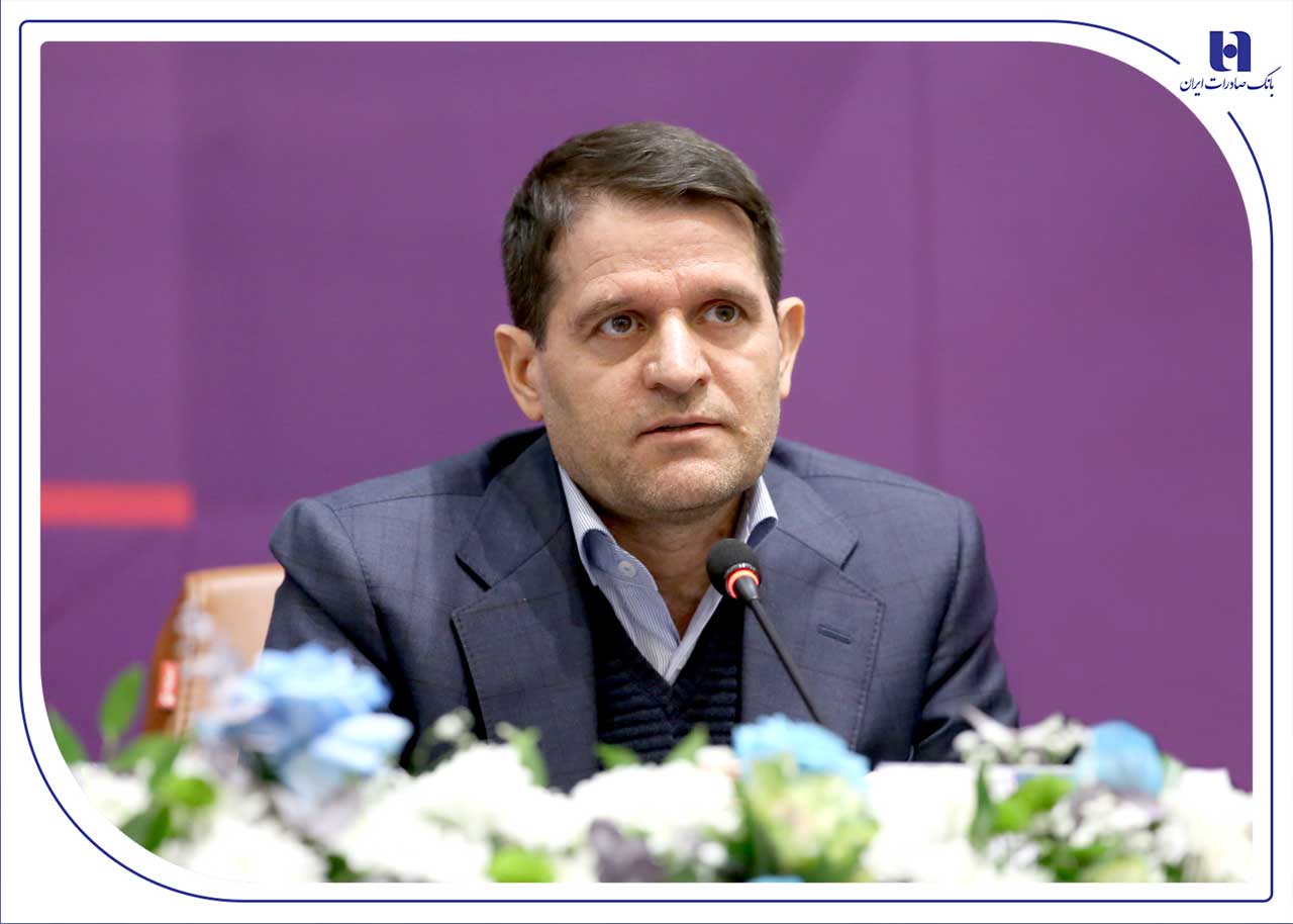 نخستین همایش هم‌اندیشی بانک صادرات ایران با فعالان صنعت پتروشیمی برگزار شد