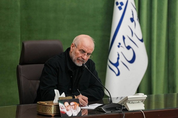 قالیباف: باید برخاست و ندای خون‌خواهی ملت را به جهان رساند
