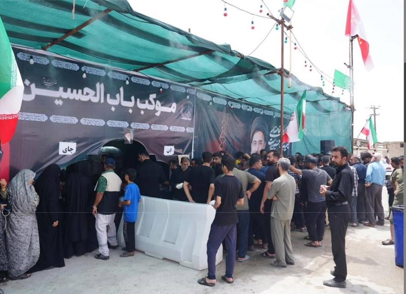 خدمت‌رسانی شبانه‌روزی موکب «باب‌الحسین (ع)» بیدبلند خلیج فارس به زائران اربعین حسینی