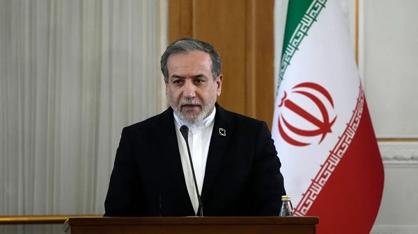 عراقچی: اکنون با آمریکا هیچ مذاکره ای نداریم