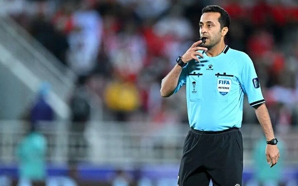 داوران هفته اول لیگ برتر ایران/ قضاوت بنیادی‌فرد و حیدری برای استقلال و پرسپولیس