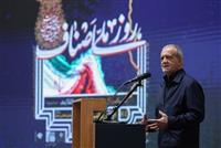سخنی که موجب تفرقه شود، آب ریختن به آسیاب دشمن است/ مذاکرات با عزت و اقتدار پیگیری می‌شود