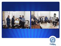 دیدار مدیرعامل بانک تجارت با خانواده شهید علی تیزکار