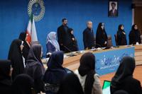 زنان با نوآوری و اراده، پیشگام ارتقای کیفیت زندگی جامعه باشند