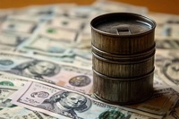 درآمدهای نفتی چگونه مسیر بازار ارز را تغییر می‌دهد؟